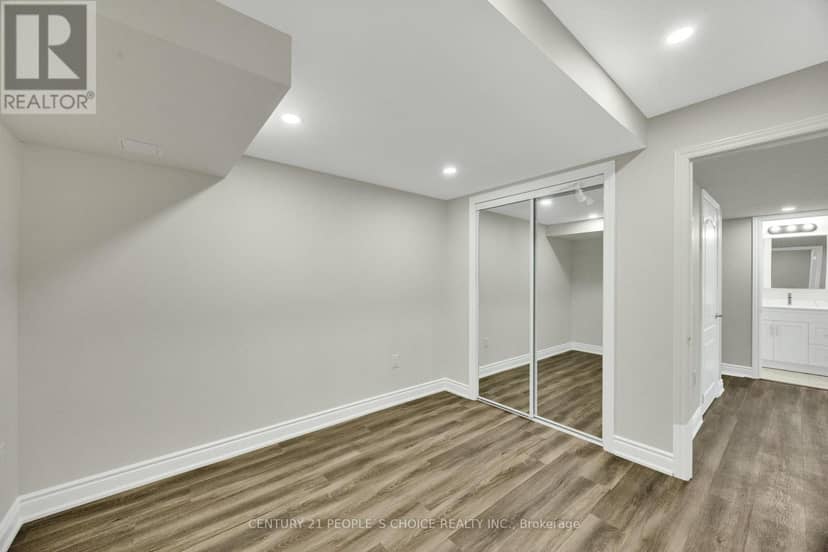 16 Flagg Avenue — photo 39 of 40