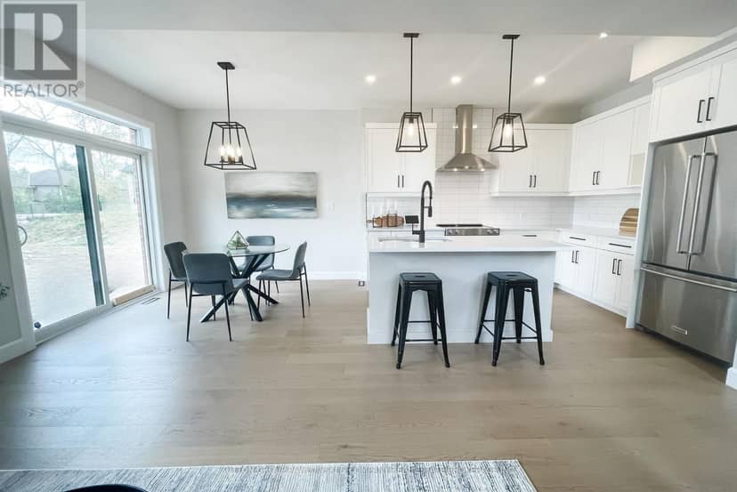 33 - 414 Old Wonderland Road, London South, photo 8
