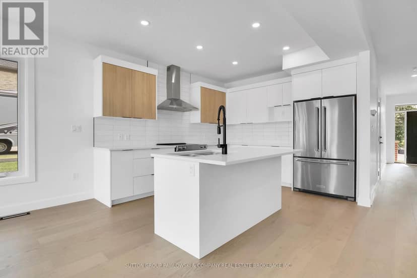 7 - 414 Old Wonderland Road — photo 12 of 22
