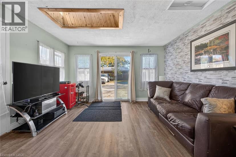909 TAMARAC Street — photo 22 of 40