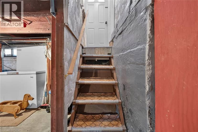 909 TAMARAC Street — photo 31 of 40