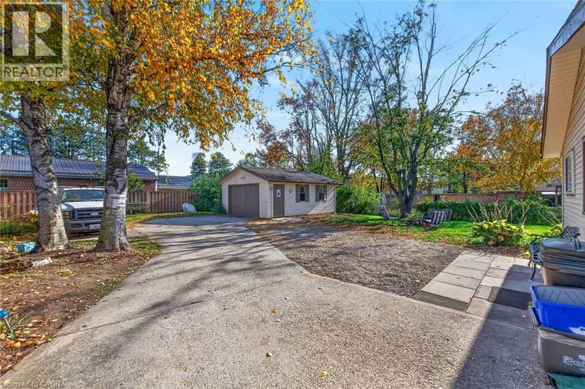 909 TAMARAC Street — photo 35 of 40