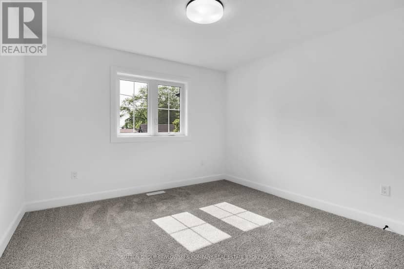 7 - 414 Old Wonderland Road — photo 18 of 22