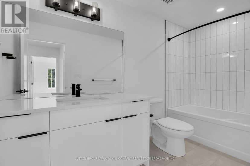 27 - 414 Old Wonderland Road — photo 19 of 23