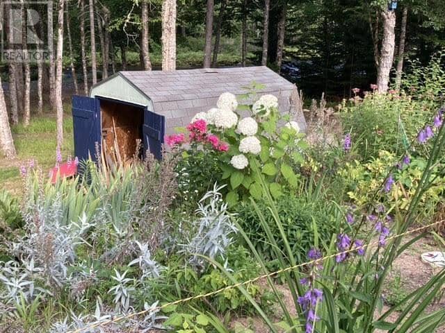 590 Gilberts Lane — photo 34 of 40