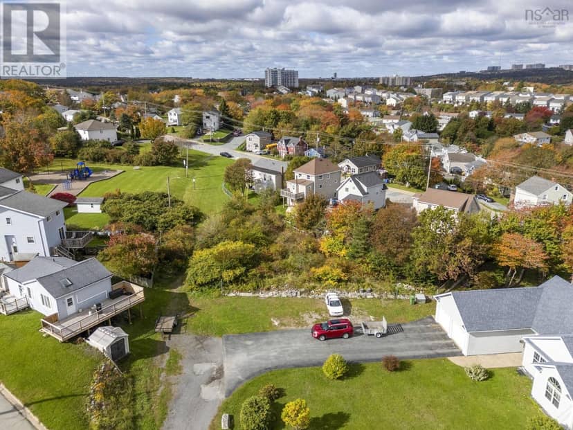 5-7 Sunset Avenue, Halifax