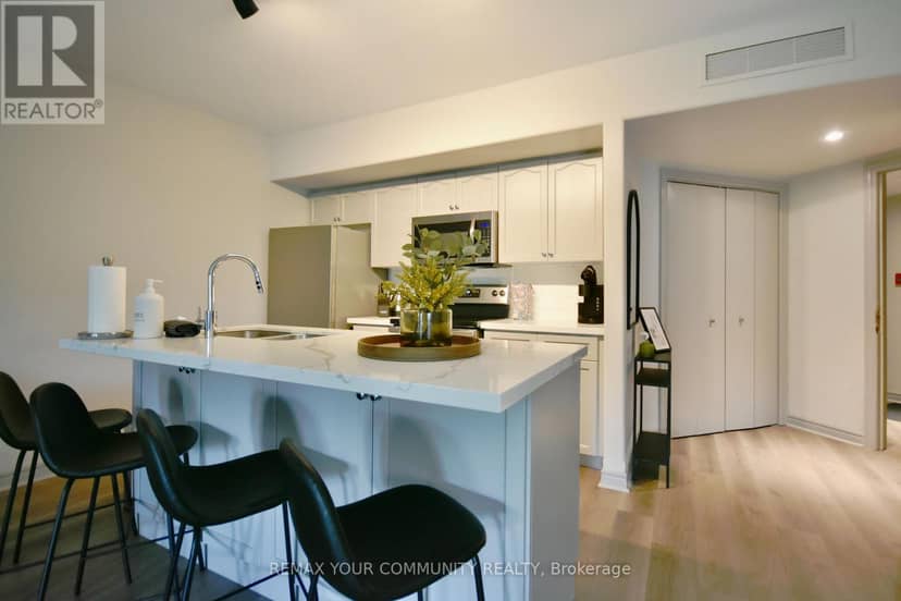 2494/95 - 90 Highland Drive — photo 11 of 39