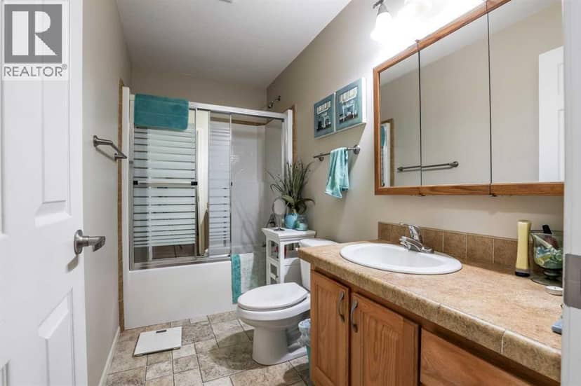 29 Chartwell Place SE — photo 22 of 36