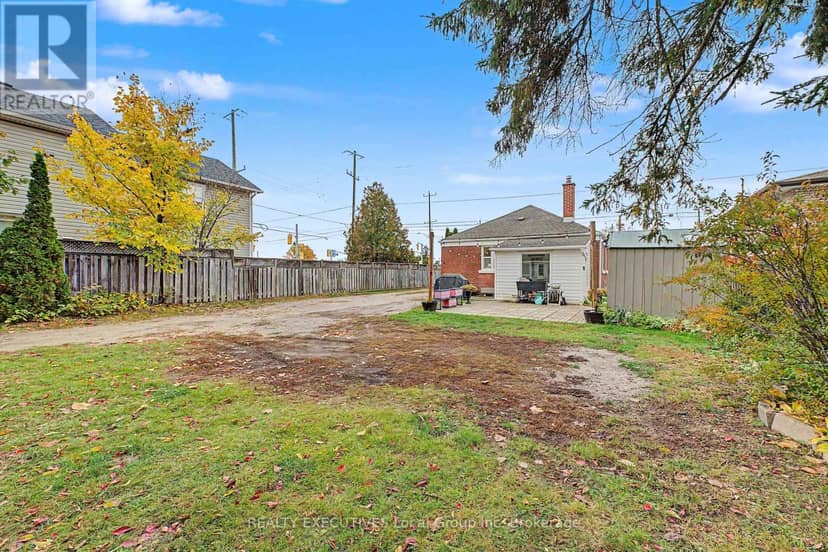 1778 Cassells Street — photo 37 of 40