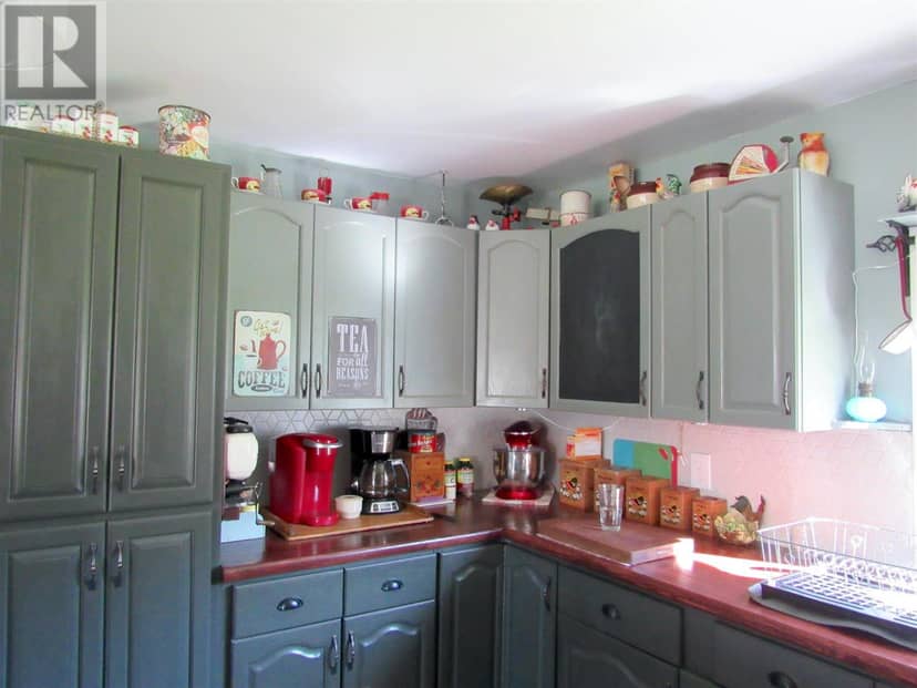 76 Chiblow Lake RD — photo 16 of 40