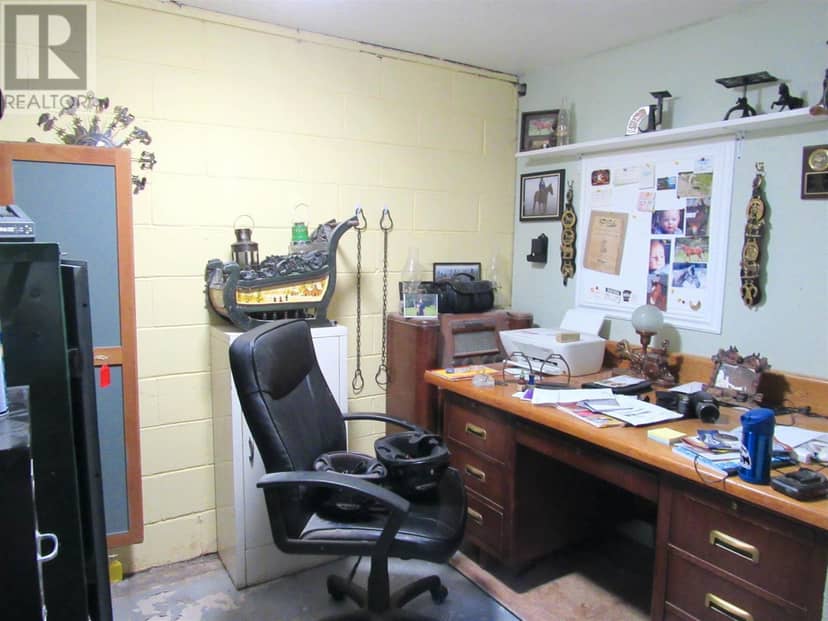 76 Chiblow Lake RD — photo 25 of 40