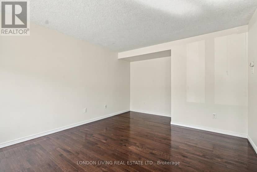 31 - 1625 Purser Street — photo 10 of 40