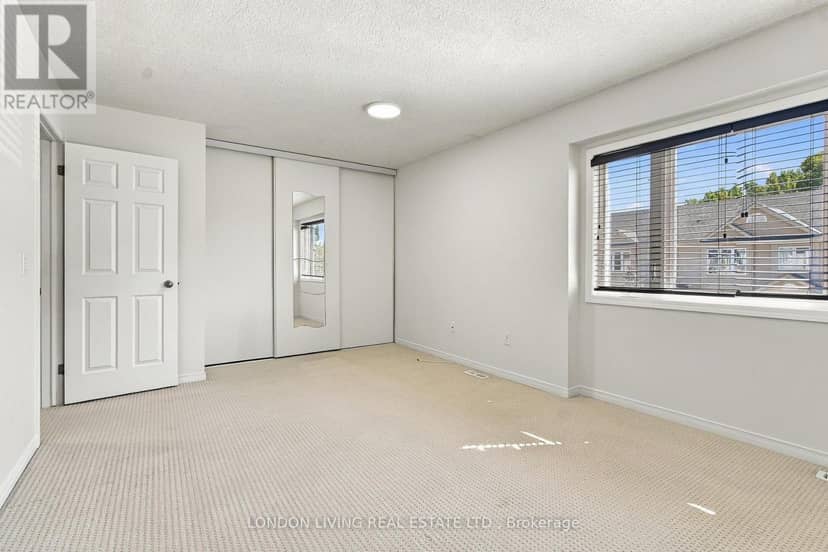 31 - 1625 Purser Street — photo 25 of 40