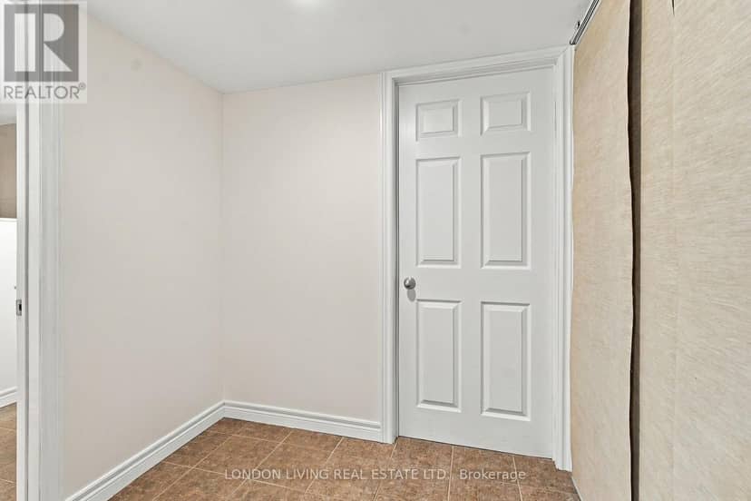 31 - 1625 Purser Street — photo 35 of 40