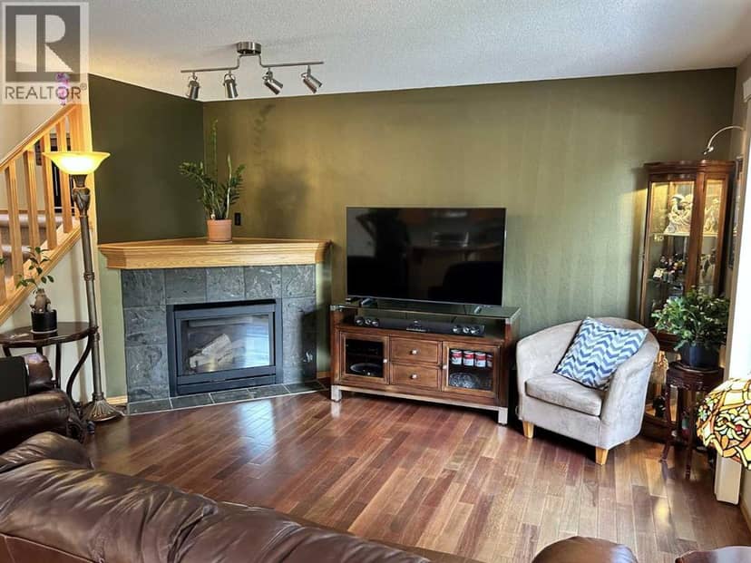 173 Cranfield Green SE — photo 11 of 40