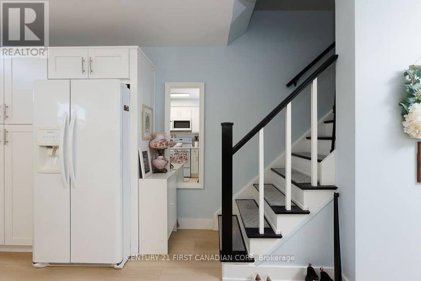 13 - 1104 Southdale Road E — photo 13 of 28