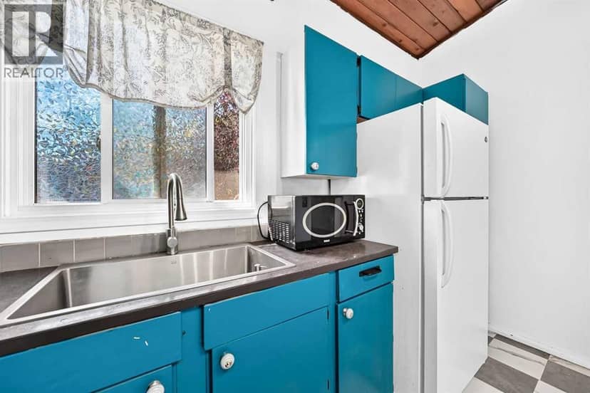 2353 50 Street NE, Calgary, photo 5