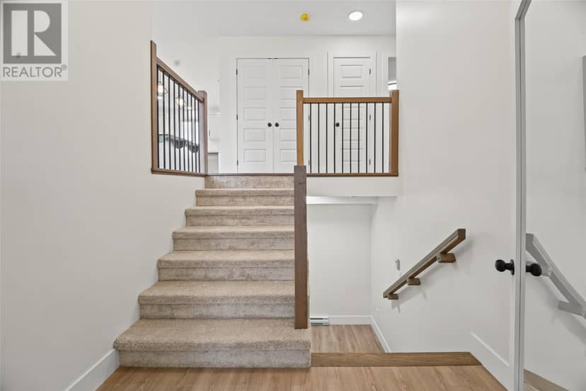 7 Prominence Place — photo 19 of 39