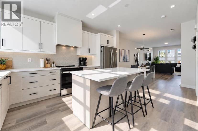9 Amblefield Passage NW, Calgary, photo 2