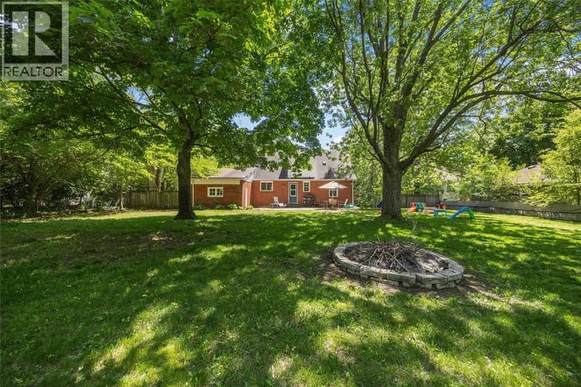 860 London Road — photo 7 of 30