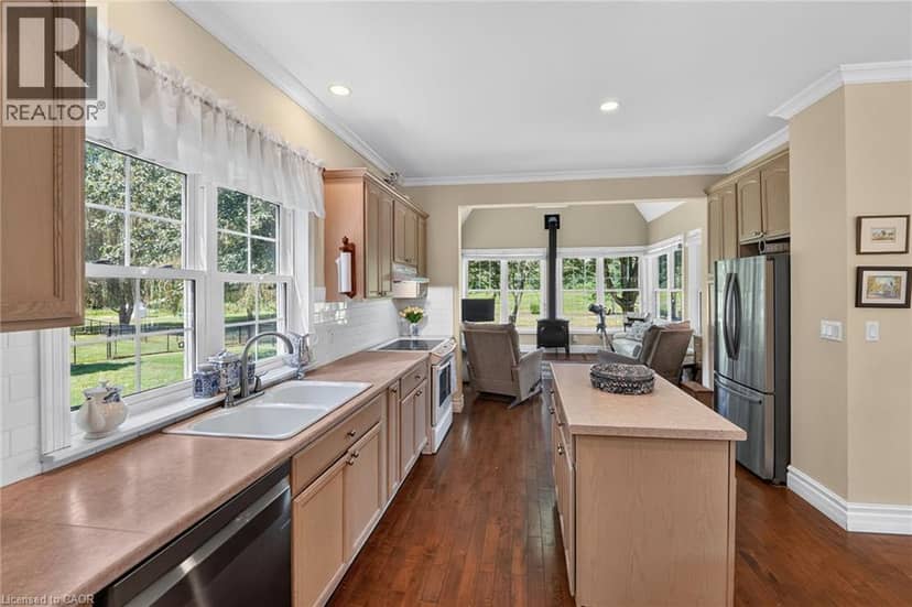 413 8th Concession Rd Enr — photo 10 of 40