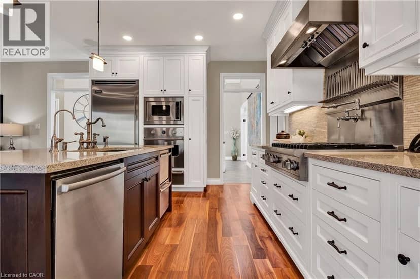 10 MEADOW HEIGHTS Drive — photo 10 of 40