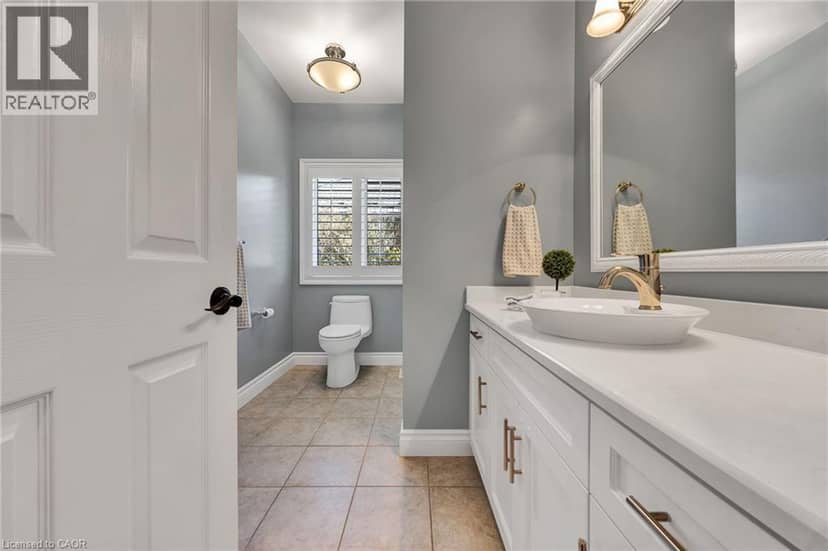10 MEADOW HEIGHTS Drive — photo 30 of 40