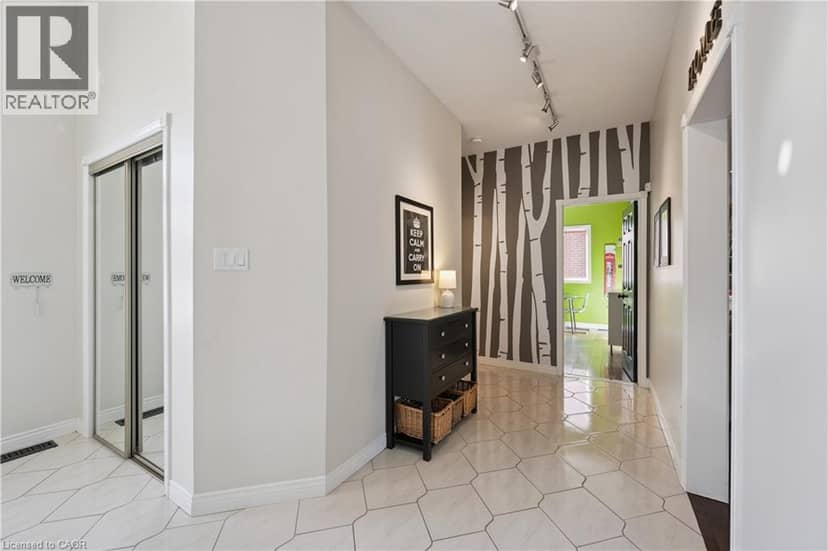 44 BREWSTER Place — photo 19 of 40