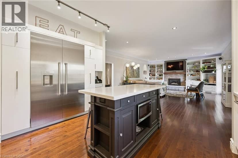 44 BREWSTER Place — photo 13 of 40