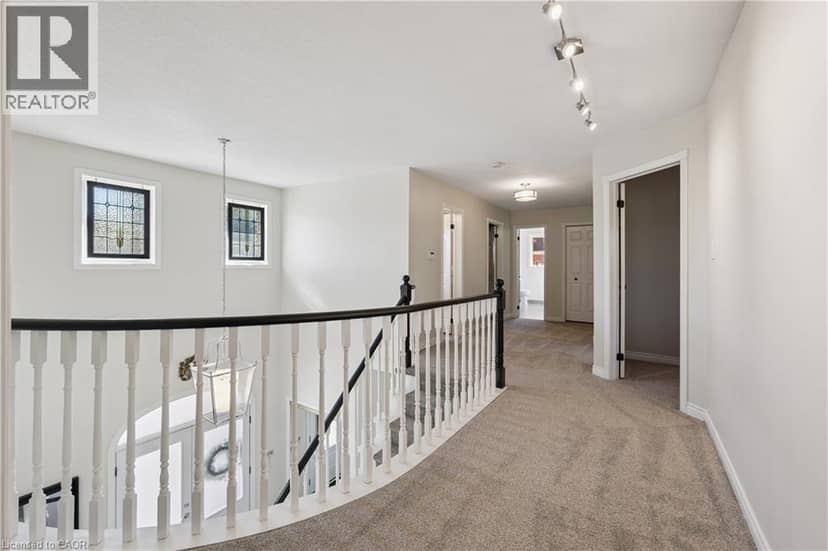 44 BREWSTER Place — photo 25 of 40