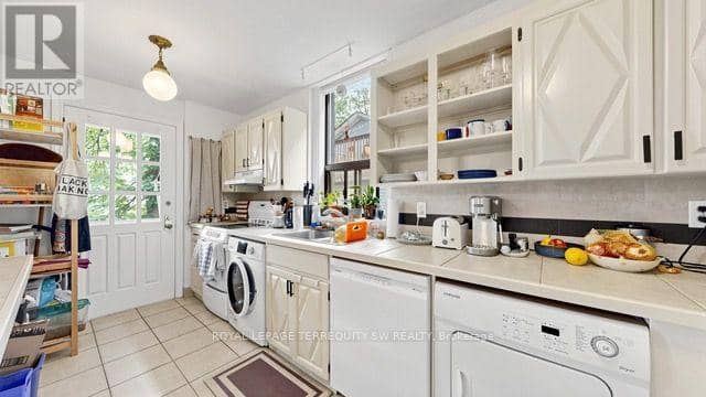 29 Winchester Street, Toronto, photo 7