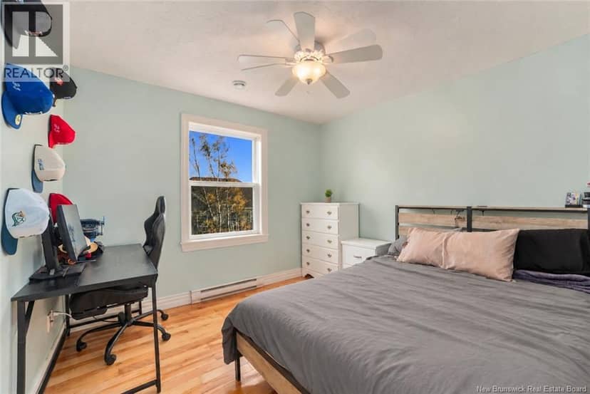 131 Teaberry Avenue — photo 18 of 40