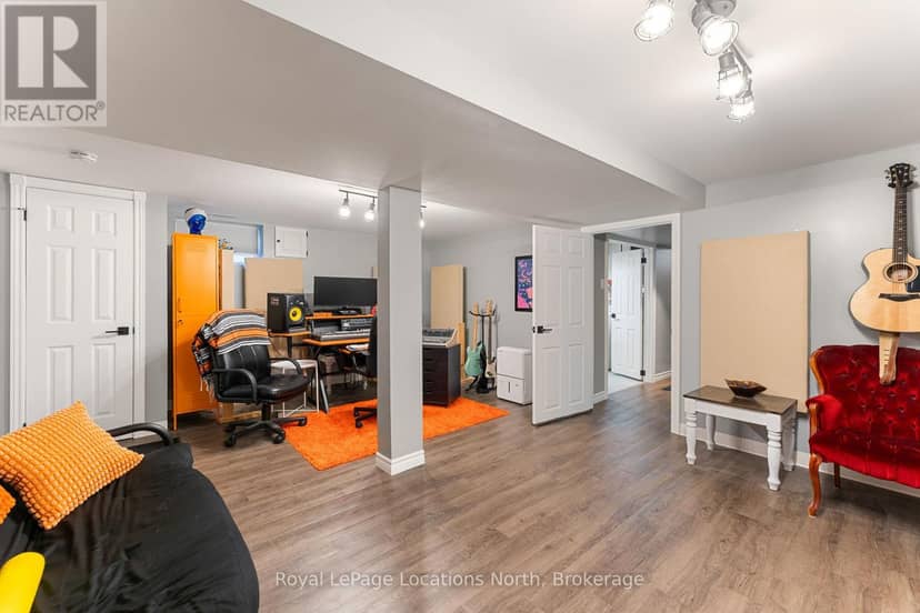 142 Campbell Street — photo 28 of 40