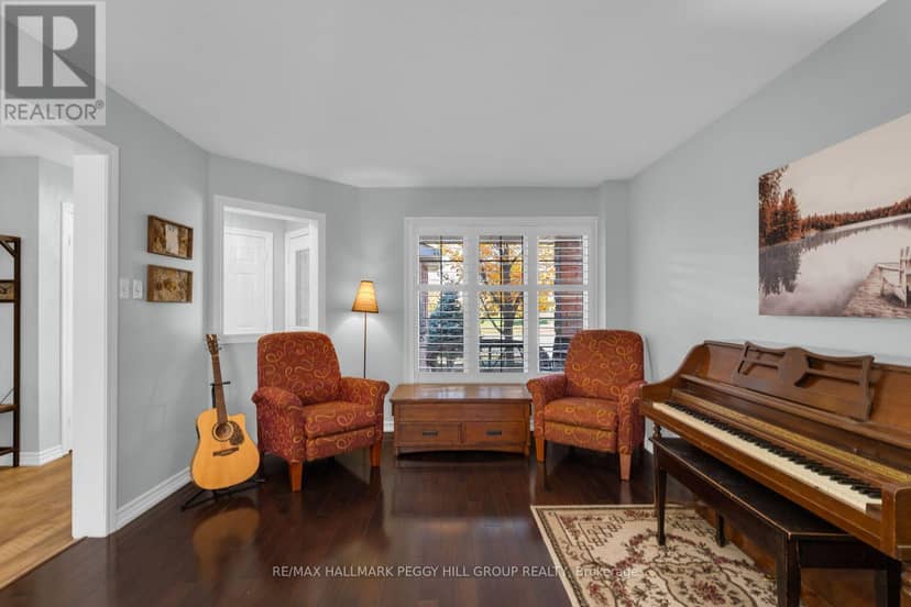 95 Madelaine Drive, Barrie, photo 3