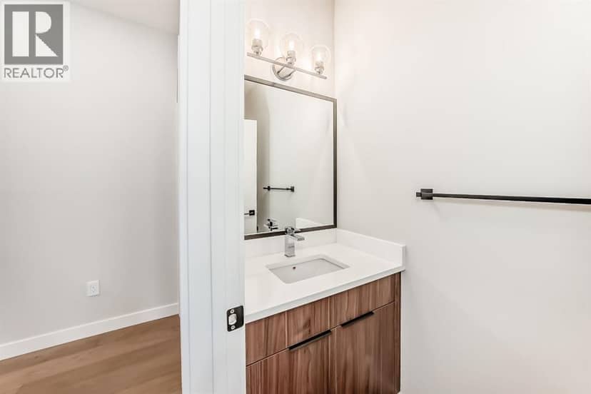 4 Heritage Mews — photo 17 of 32