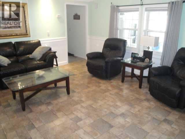 3002 29th Street S, Lethbridge, photo 2