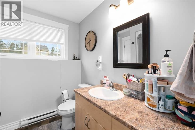 155 du Moulin Street — photo 33 of 40