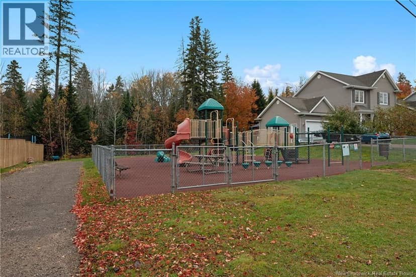 155 du Moulin Street — photo 37 of 40