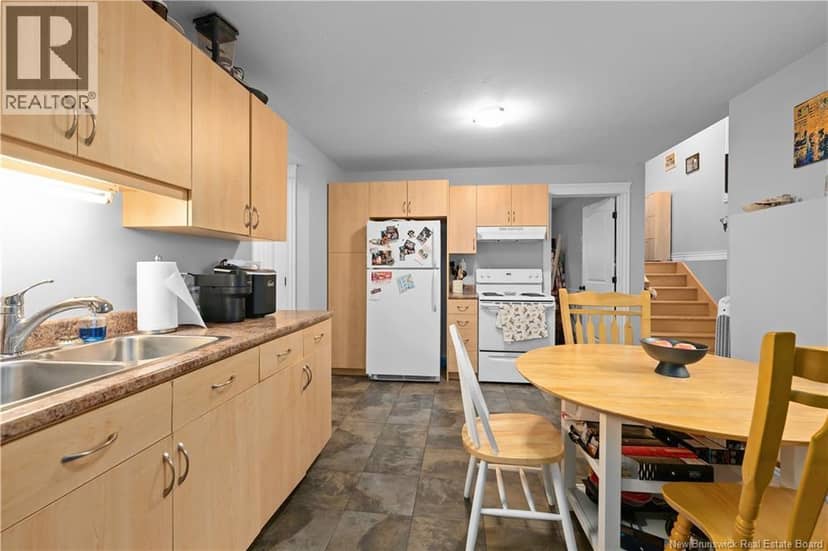 155 du Moulin Street — photo 29 of 40