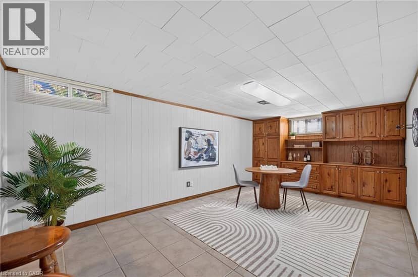 107 LAURENTIAN Drive — photo 23 of 40