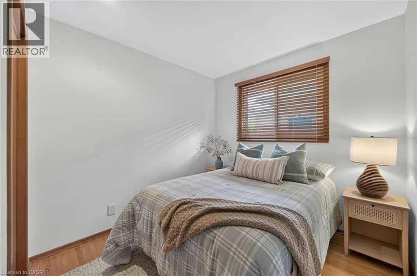 107 LAURENTIAN Drive — photo 19 of 40