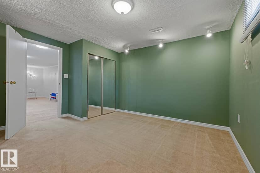 8415 176A ST NW — photo 38 of 40