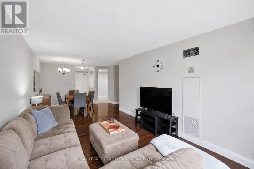 306 - 8 Lisa Street — photo 16 of 40