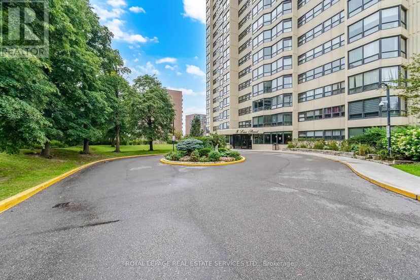 306 - 8 Lisa Street, Brampton, photo 2