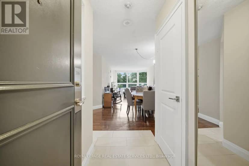 306 - 8 Lisa Street, Brampton, photo 4