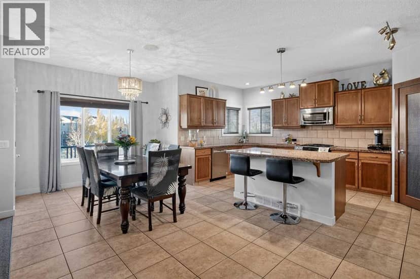 131 West Creek Meadow, Chestermere, photo 3