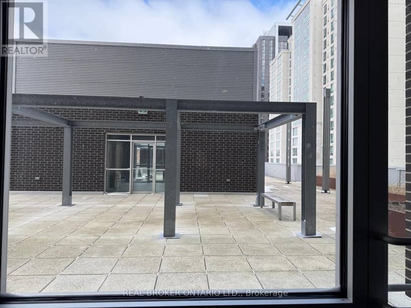 1202 - 318 Spruce Street — photo 29 of 29