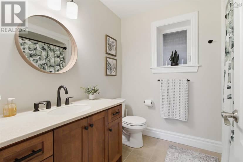 301 Preakness Crescent — photo 37 of 40