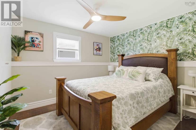 301 Preakness Crescent — photo 36 of 40