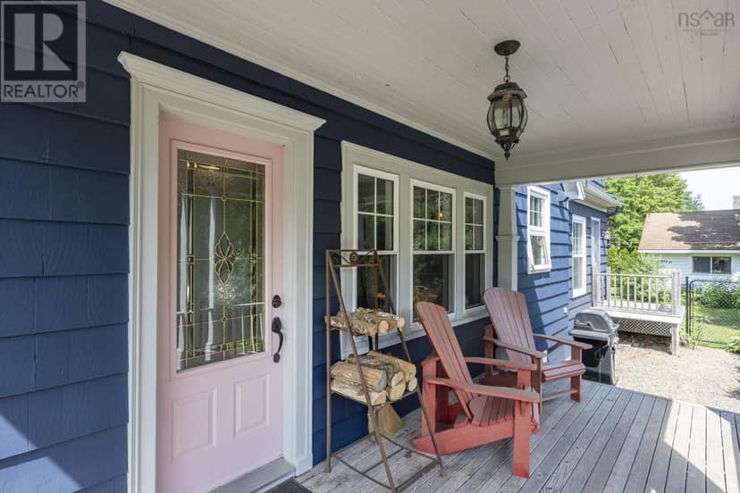 164 Cottage Street — photo 33 of 40